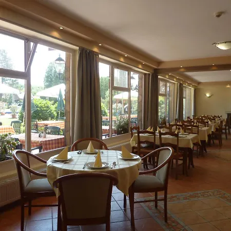 Hotel Zsanett Balatonkeresztur