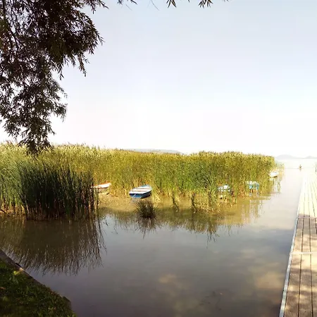 Szálloda Zsanett Balatonkeresztúr