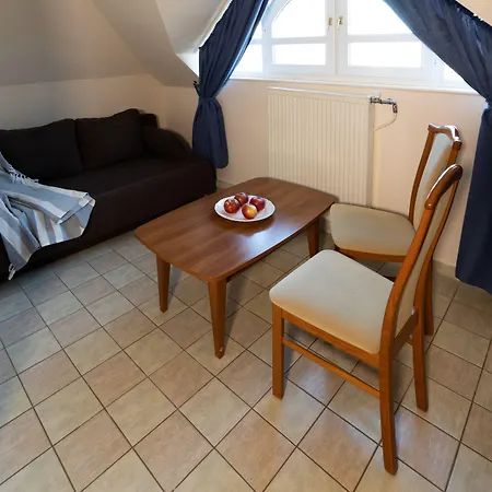 Zsanett 3* Balatonkeresztur