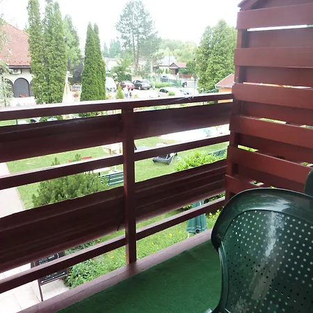 Hotel Zsanett 3*