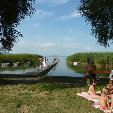 Zsanett Balatonkeresztur