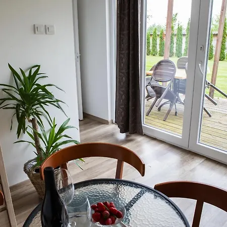 Zsanett Balatonkeresztur