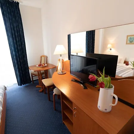 Zsanett 3* Balatonkeresztúr