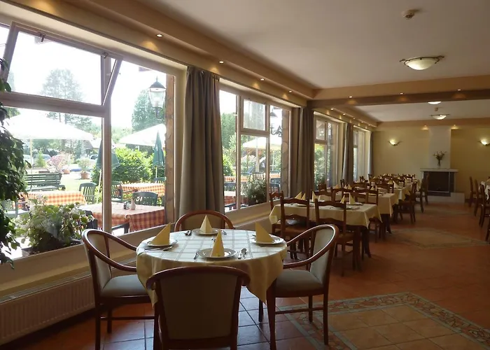 Hotel Zsanett Balatonkeresztúr