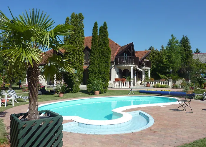 Zsanett 3* Balatonkeresztúr