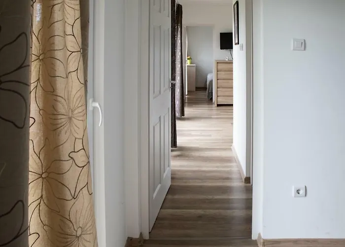 Hotel Zsanett