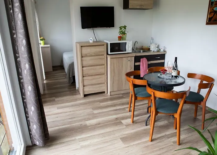 Zsanett Balatonkeresztúr